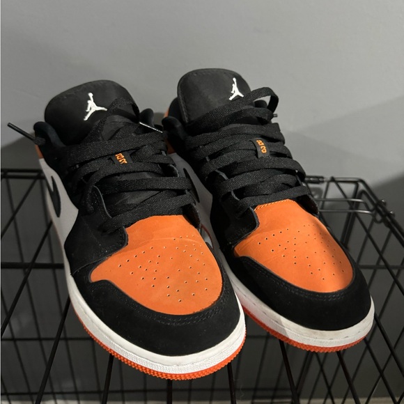 Jordan 1 “Shattered Backboard” - Picture 7 of 8
